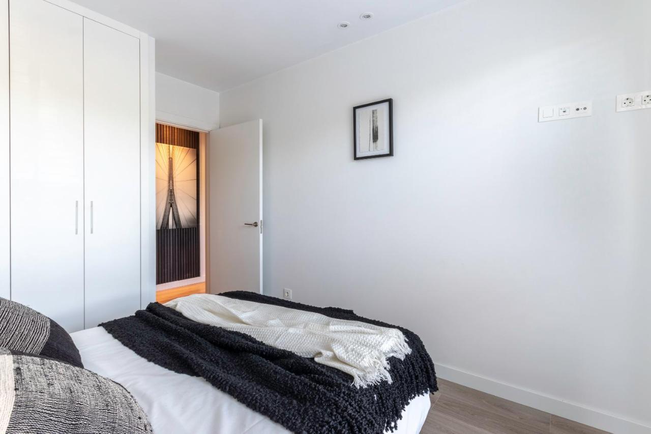 Akomodat En Precioso Y Moderno Con Jardin Y Parking Appartement *