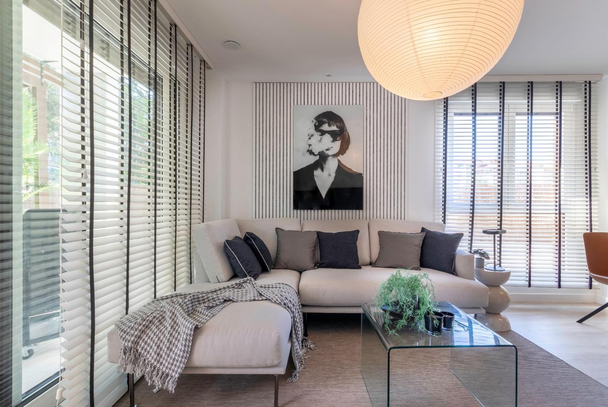 Akomodat En Precioso Y Moderno Con Jardin Y Parking Appartement